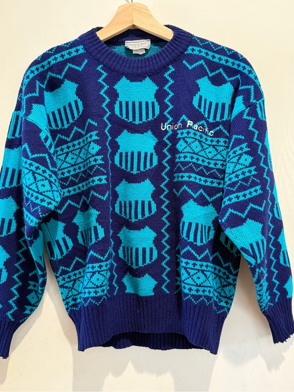 Vintage Wear A Knit blue and turquoise Railroad knit crewneck sweater Size M